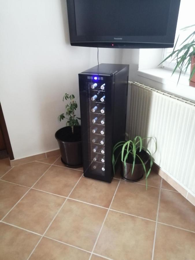 U Ladi Apartment Булхари Екстериор снимка