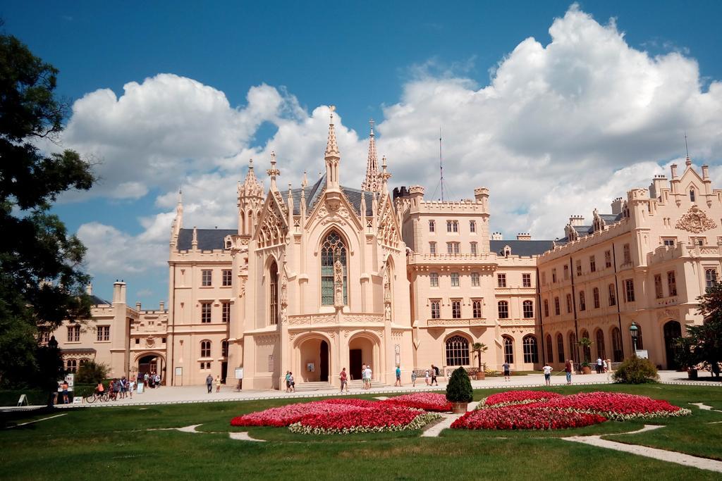 U Ladi Apartment Булхари Екстериор снимка